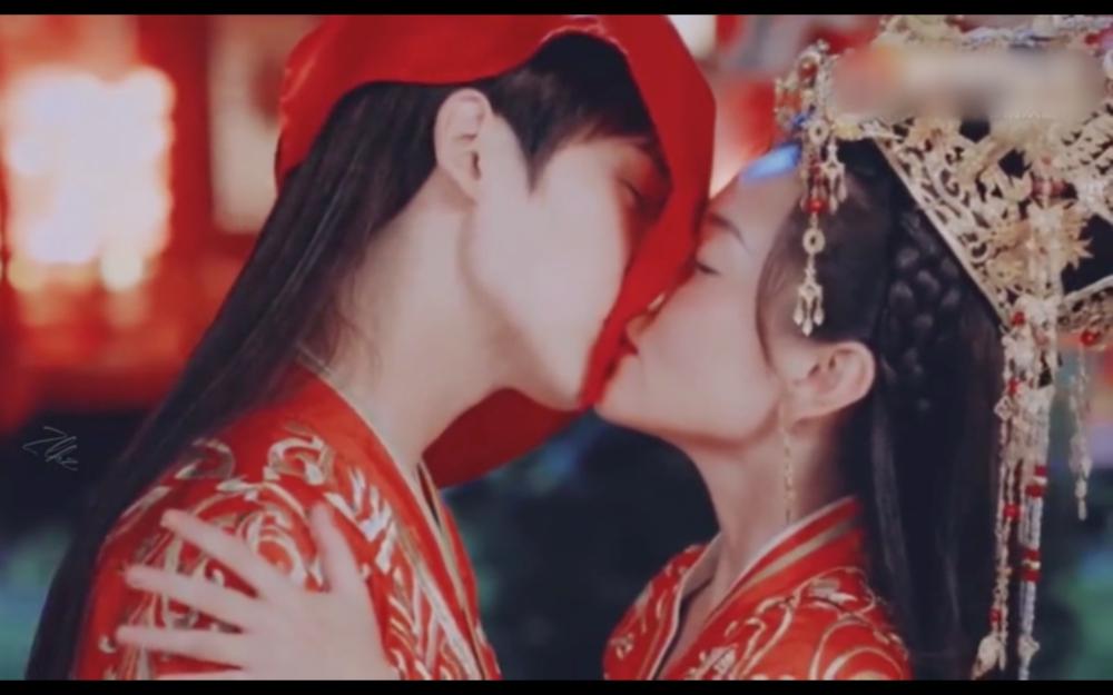 Nụ hôn tay ba Song Thế Sủng Phi và những nụ hôn có 1-0-2 phim Hoa ngữ-2