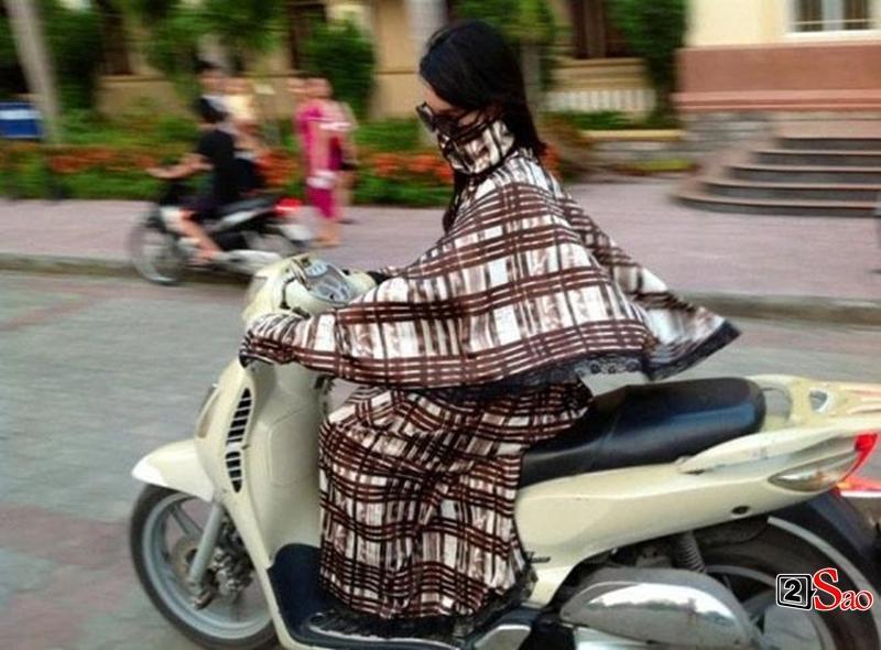 Shipper gây bão với màn chống nóng giữa nắng cháy da thịt-4