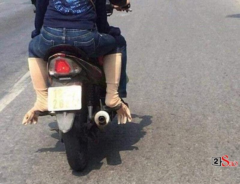 Shipper gây bão với màn chống nóng giữa nắng cháy da thịt-7