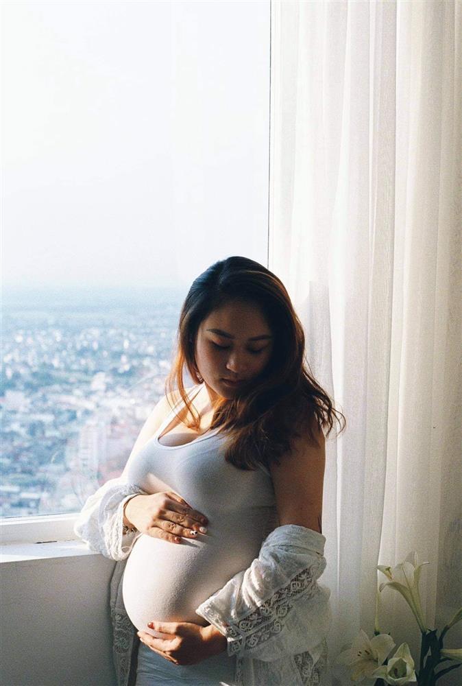 Diva Thanh Lam chia sẻ khoảnh khắc con gái bầu vượt mặt-3