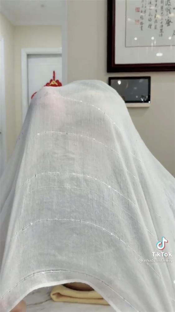 Mẹ bỉm Thúy Vân hướng dẫn xông mặt nước muối F5 làn da ngay tức thì-6