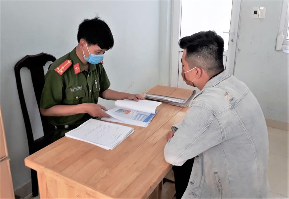 Hí hửng tưởng trúng iPhone 12 Pro Max, nhiều người bị lừa tiền triệu-1