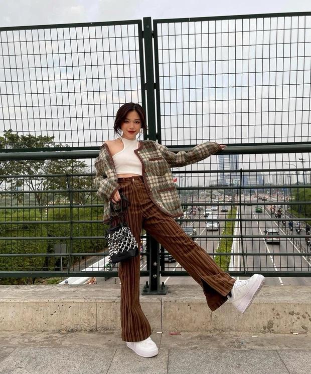 Streamer Linh Ngọc Đàm sở hữu BST giày hiệu hàng trăm triệu nhìn mà mê-1