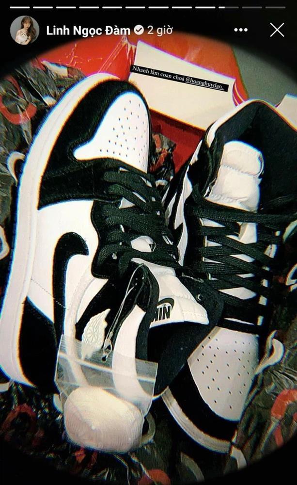 Streamer Linh Ngọc Đàm sở hữu BST giày hiệu hàng trăm triệu nhìn mà mê-8
