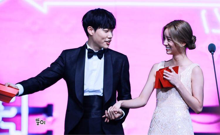 Hyeri và Ryu Jun Yeol lộ ảnh hẹn hò, đập tan tin đồn chia tay-2