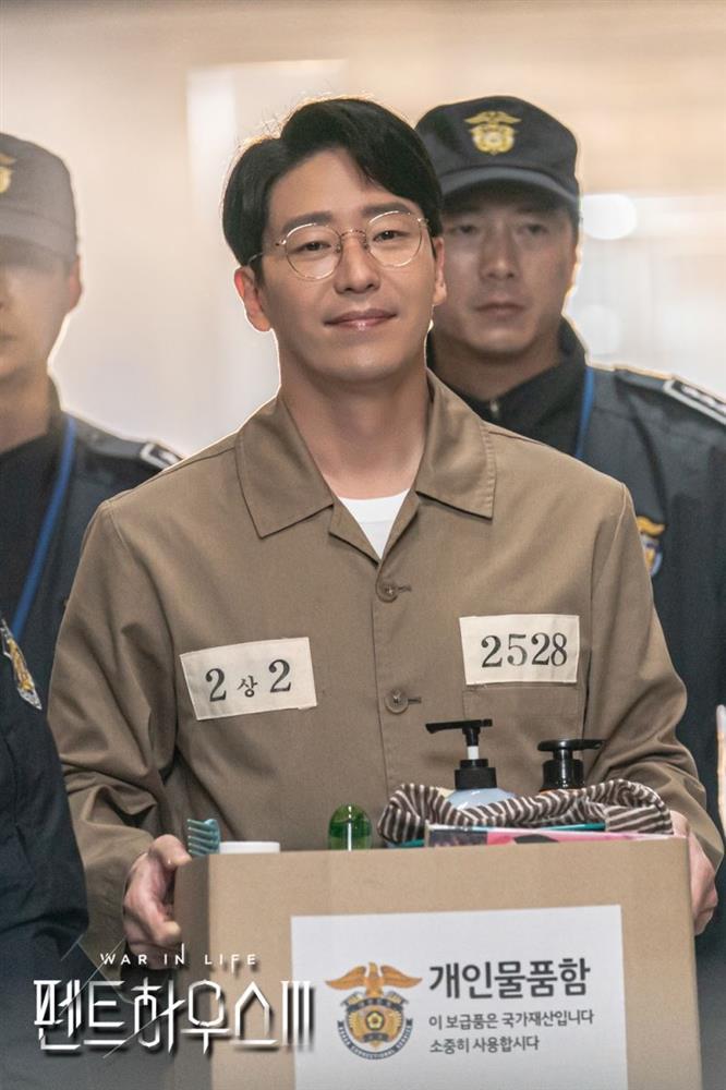 Họp báo Penthouse 3: Lee Ji Ah spoil tình tiết, Uhm Ki Joon tiếp tục giết người-4