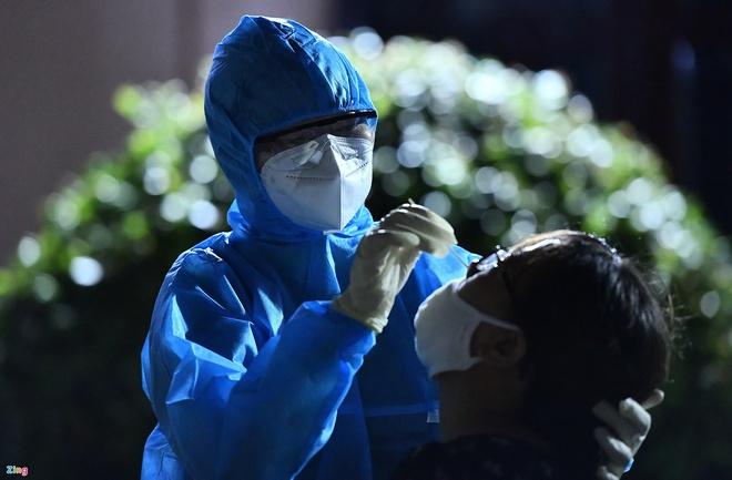 TP.HCM tìm người tới siêu thị Emart quận Gò Vấp-1