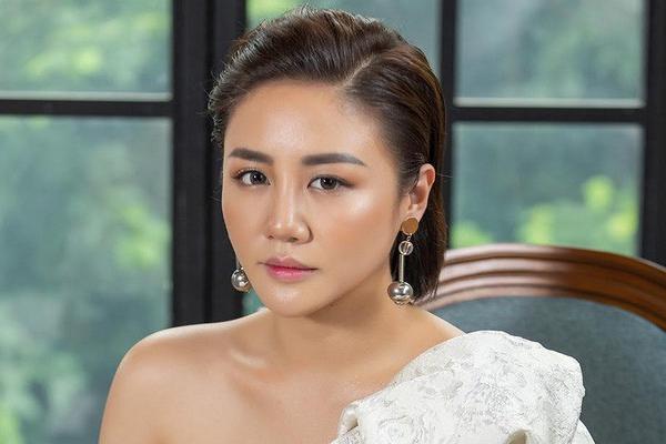 Từ đỉnh cao sự nghiệp, Văn Mai Hương chìm trong ‘cái bóng’ của chính mình