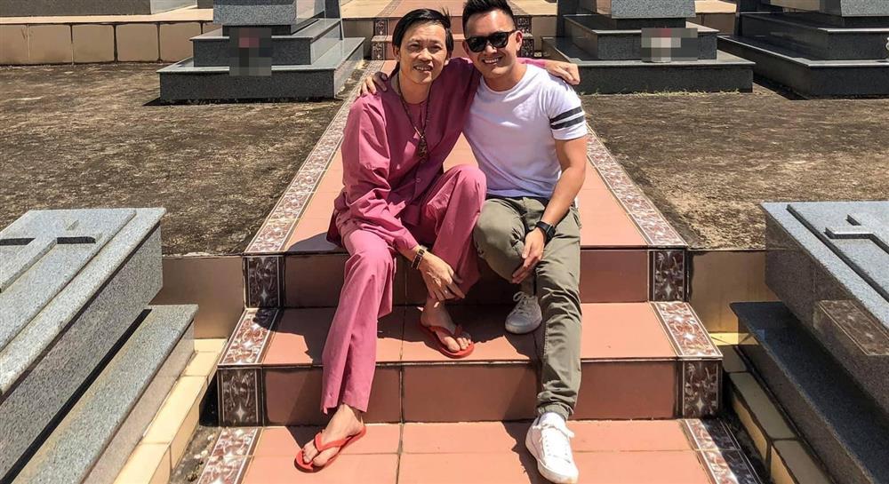 Con trai Hoài Linh khẳng định đủ học thức khi bị chỉ trích nói khán giả vô ơn-1