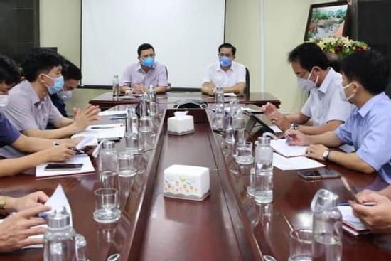 Hai vợ chồng từ Bình Dương về nhiễm Covid-19, Hà Tĩnh phong tỏa 15 điểm