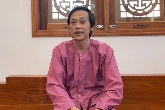 Full clip Hoài Linh xin lỗi 'mọi bức xúc của khán giả' về 14 tỷ từ thiện