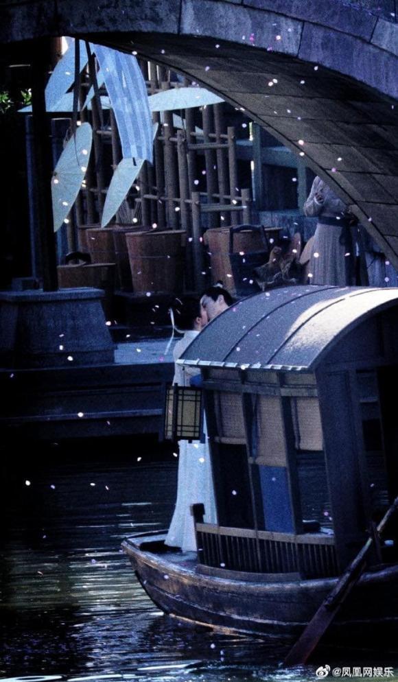 Lưu Diệc Phi đẹp xuất sắc tại Mộng hoa lục nhưng đứng cạnh mỹ nhân vô danh lại lộ khuyết điểm-10