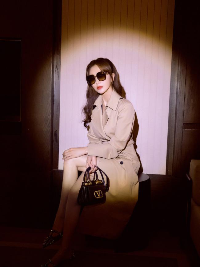 Chọn màu son khắc tinh và tạo dáng mờ nhạt, Son Ye Jin lép vế trước Phú Sát Hoàng hậu-11