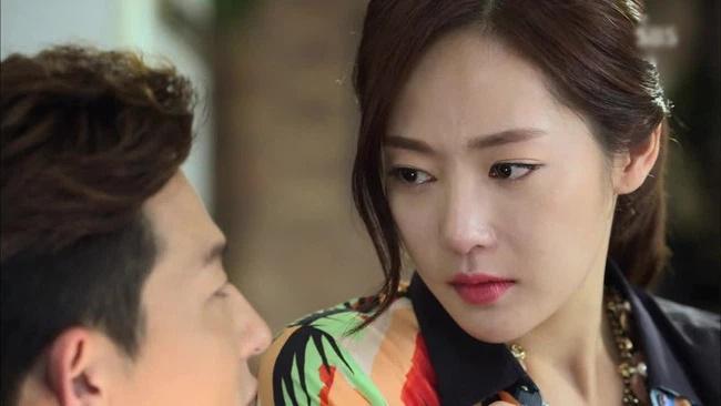 Đang đau khổ vì chồng ung thư, vợ ớn lạnh khi vô tình nghe được cuộc điện thoại lúc nửa đêm-2