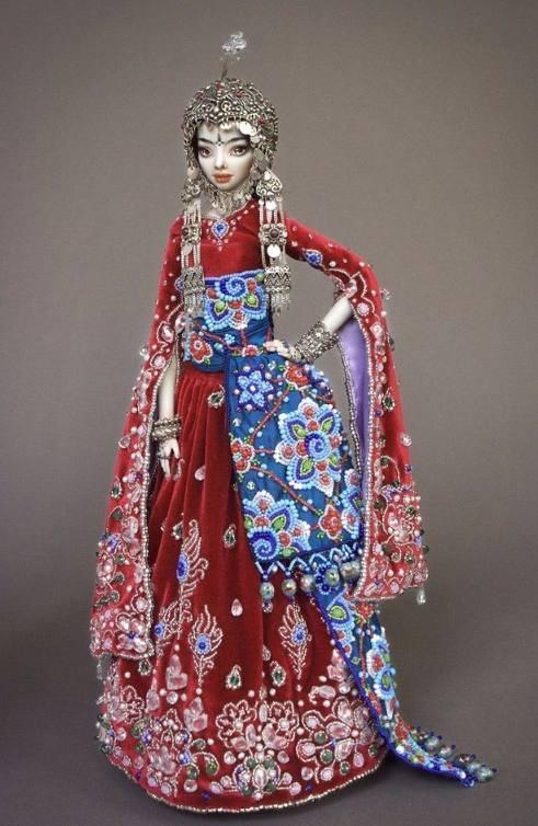 Sự thật về những con búp bê tiền tỷ của bà Phương Hằng-5