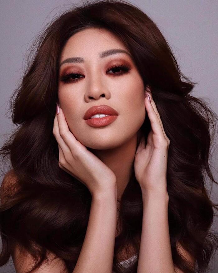 Khánh Vân được chuyên gia make-up của Selena Gomez trang điểm, ai ngờ fan chê không thương tiếc-1