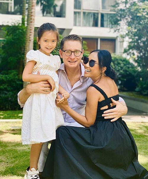 Đoan Trang trổ tài nữ công gia chánh với loạt món Việt bên bầu trời Singapore-1