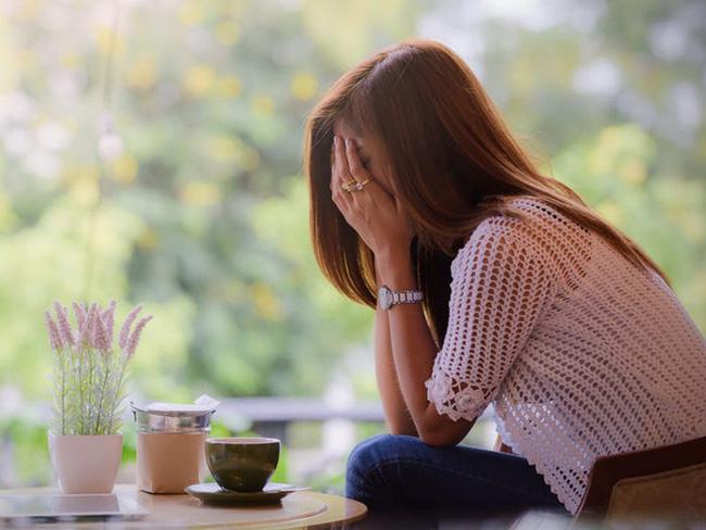 Chồng sắp cưới lưu ảnh trong điện thoại, tôi bí mật điều tra thì nhận cuộc gọi sét đánh-1