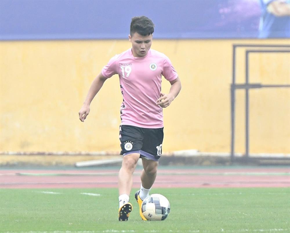 Trước trận đối đầu Indonesia, bạn gái tin đồn lộ bằng chứng rõ nét hẹn hò Quang Hải-5