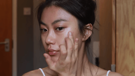 Hè oi ả, sao Việt đua nhau make-up glow trong vắt như pha lê-13
