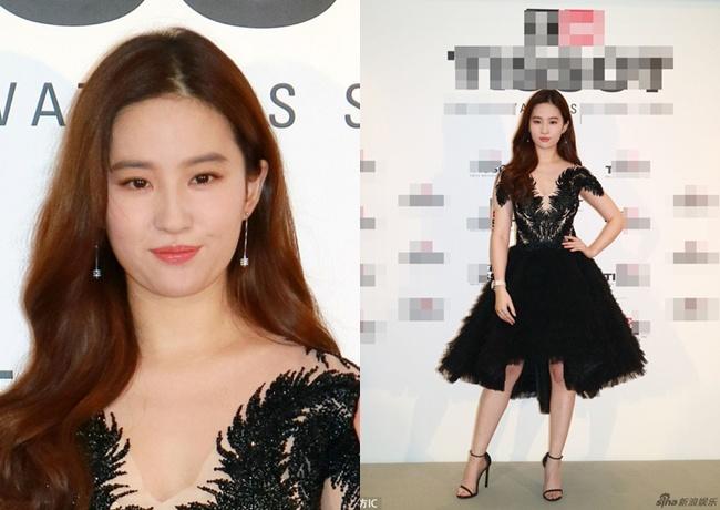 Thảm đỏ: Lưu Diệc Phi lộ body đô con, bắp tay to khác hẳn ảnh photoshop-10
