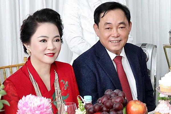 Vô tình đi qua thấy tai nạn, ông Dũng Lò Vôi tặng luôn gia đình 100 triệu-4