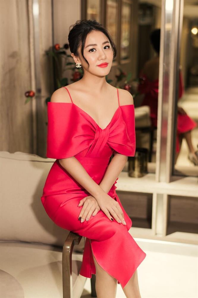 Văn Mai Hương quảng cáo ứng dụng cá độ, cờ bạc trá hình?-1