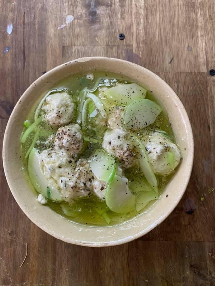 Choáng với mâm cơm làm từ đất sét như thật của cô nàng khéo hết phần thiên hạ-11