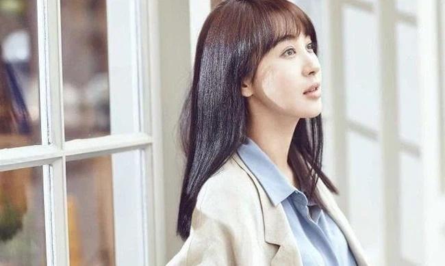 Từ nhà ngoại về bất chợt, cô vợ chết lặng nghe tiếng nấc nghẹn của chồng-1