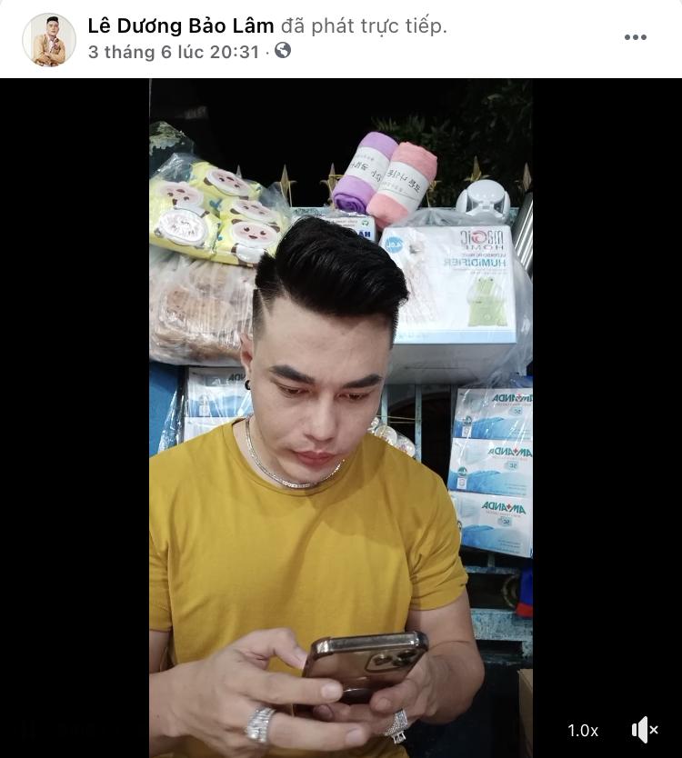 Vợ Lê Dương Bảo Lâm vẫn livestream chốt đơn ầm ầm dù bị cấm bán hàng-2