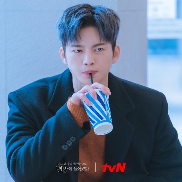 Phim của Lee Do Hyun rating giảm - Phim của Park Bo Young rating chạm đáy-4