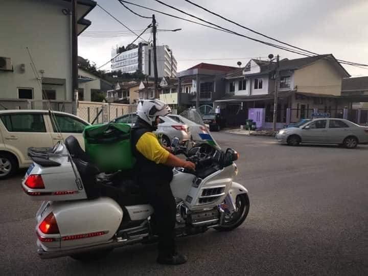 Những chàng shipper đi làm vì đam mê chứ tiền bạc quan trọng gì tầm này-4