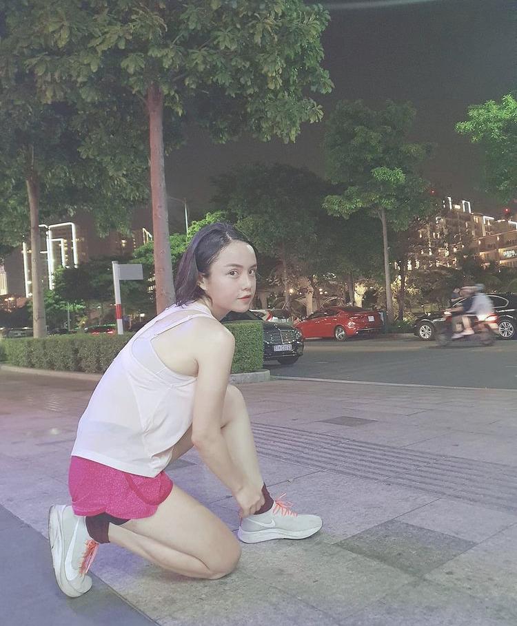 Người yêu là HLV thể hình bảo sao body Thái Trinh vạn người mê-3