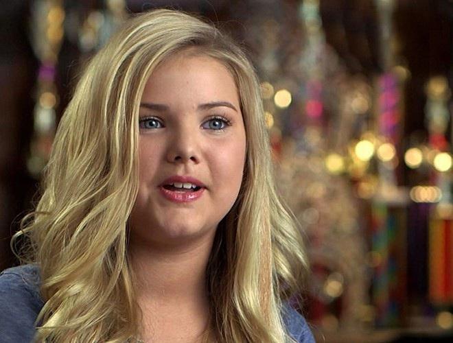 Hoa hậu nhí từng tiêm botox năm 4 tuổi lột xác ở tuổi trưởng thành-5