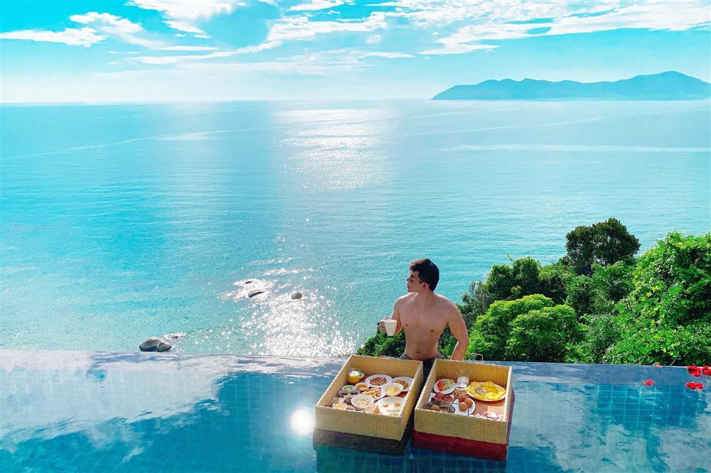 Mặc kệ drama, Nathan Lee diện quần không che nổi vòng 3 cháy mắt-6