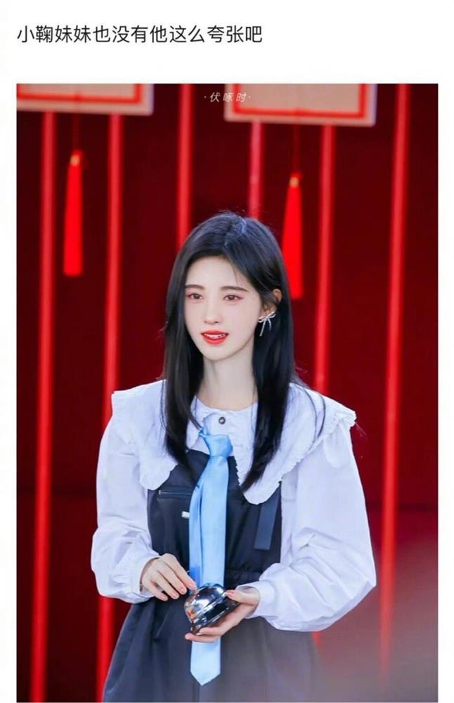 Lưu Vũ: Phiên bản nam của Cúc Tịnh Y, mặt đắp cả ký phấn-13