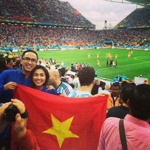 HLV Park Hang Seo hốt hoảng chỉnh khẩu trang cho học trò vì 1 lý do đáng trân trọng!-5