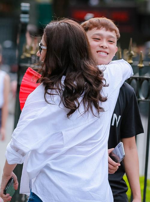 Trước khi bị tố thú dữ, mẹ con Phi Nhung - Hồ Văn Cường tình cảm ngập tràn-12