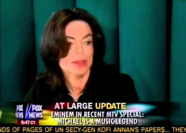 Bị diss tức cái nư, Vua nhạc Pop vung 370 triệu USD mua hết hit Chúa nhạc Rap-2