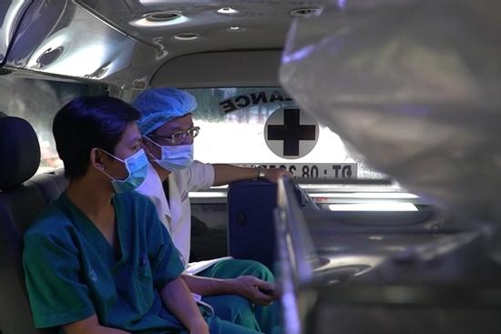Sở Y tế TP.HCM thông tin về ca mắc Covid-19 tử vong trên đường chuyển viện