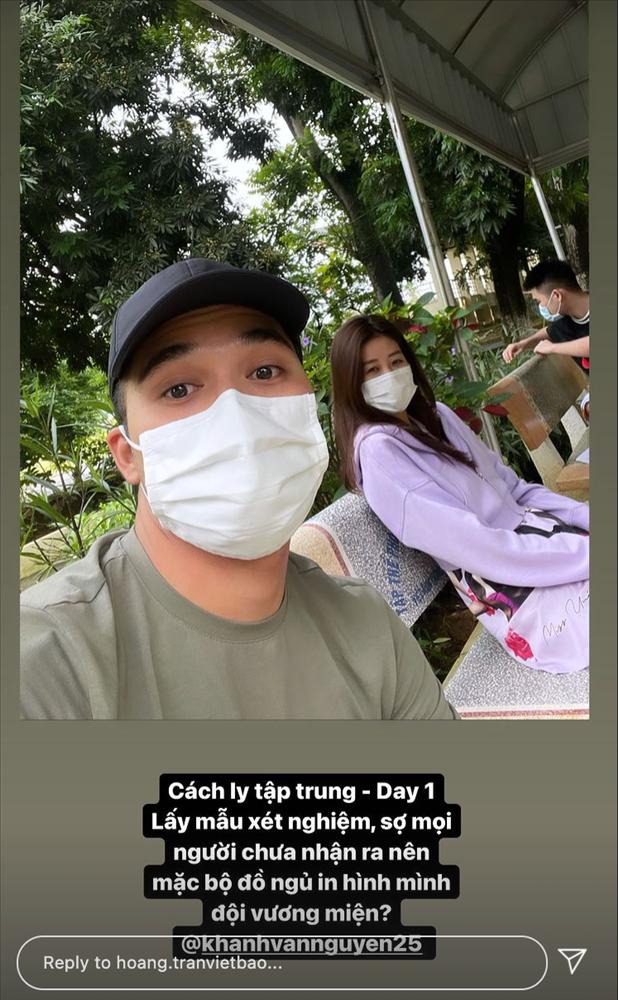Đi cách ly cũng phải đẹp, Khánh Vân chơi nguyên cây đồ ngủ in hình mình-3