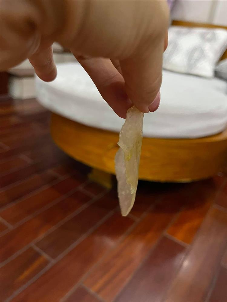 Đặt bánh bột lọc trên mạng, chủ thớt choáng vì nhân tôm mất hút, bánh mỏng như tờ giấy-4