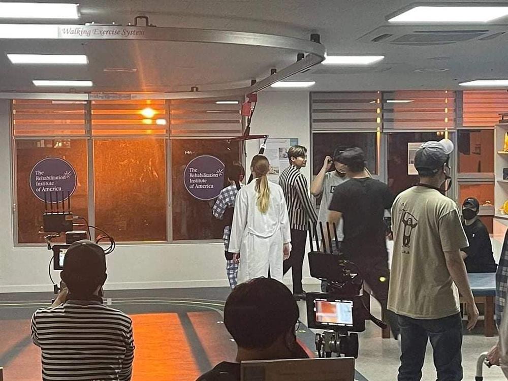 Penthouse 3: Logan Lee có mặt ở phim trường, có vẻ thực sự được hồi sinh?-6