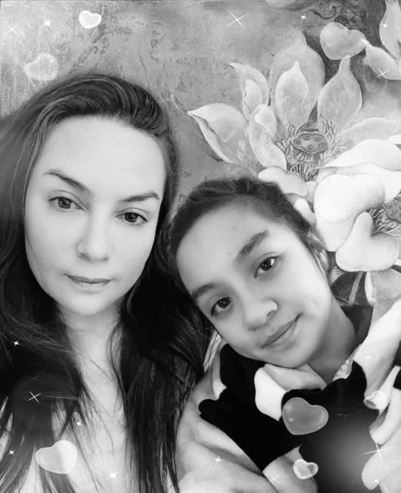 Phi Nhung comeback nước Mỹ: Ông nói về diễn show, bà bảo thăm con gái-4