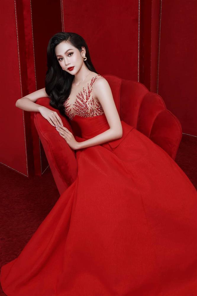 Á hậu Chuyển giới Lương Mỹ Kỳ bị chỉ trích đạp người tôn mình-5