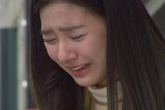 Bắt quả tang chồng ngoại tình khi vợ mang bầu, anh không chối còn nói câu sốc óc