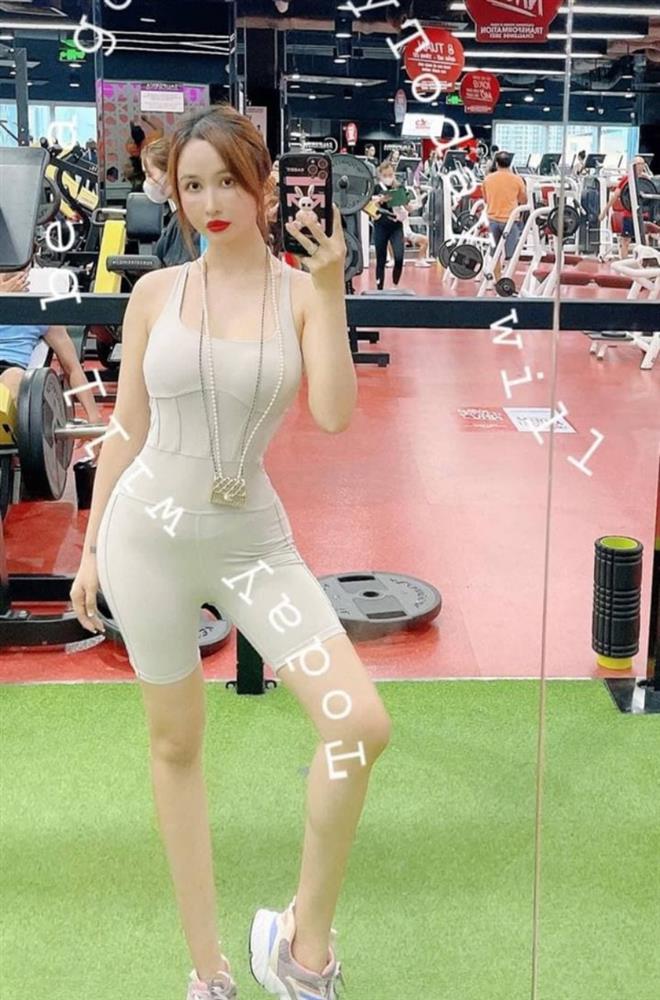 Diệp Lâm Anh, Mina Phạm diện đồ gym nhìn mặc như không đi tập-2