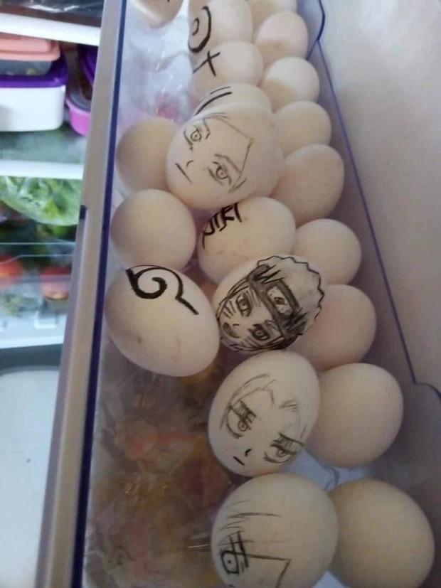 Xuống bếp nấu ăn, người mẹ tá hỏa phát hiện con gái làm điều này với trứng!-3