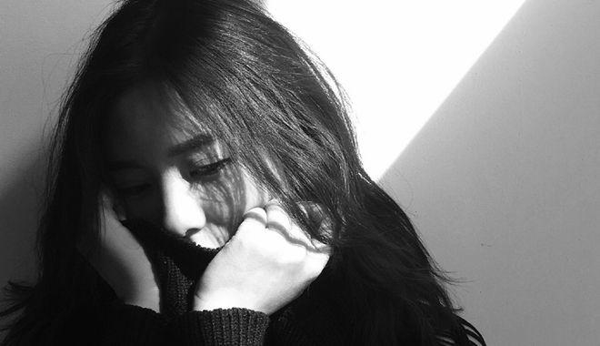 Đàn ông ngoại tình tội lỗi bỏ ngoài cửa, đàn bà làm nhân tình ‘vết nhơ’ đeo mang cả đời-3