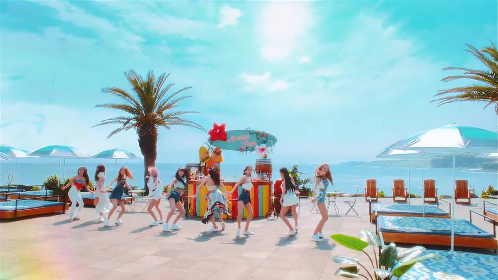 TWICE vừa tái xuất đã khiến K-net thất vọng vì chất lượng bài hát một màu bất chấp chi phí sản xuất lớn?-1